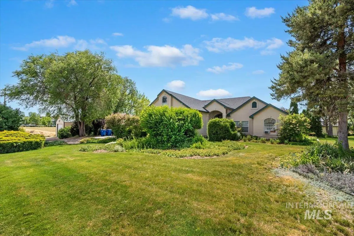 1807 S Linder Rd, Meridian, ID 83642 - #1