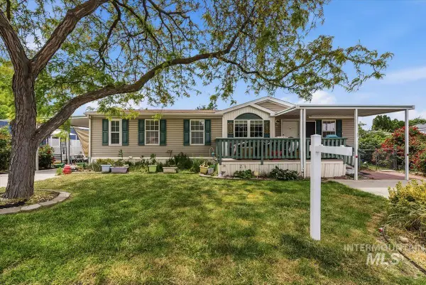 700 E Fairview Ave #17, Meridian, ID 83642