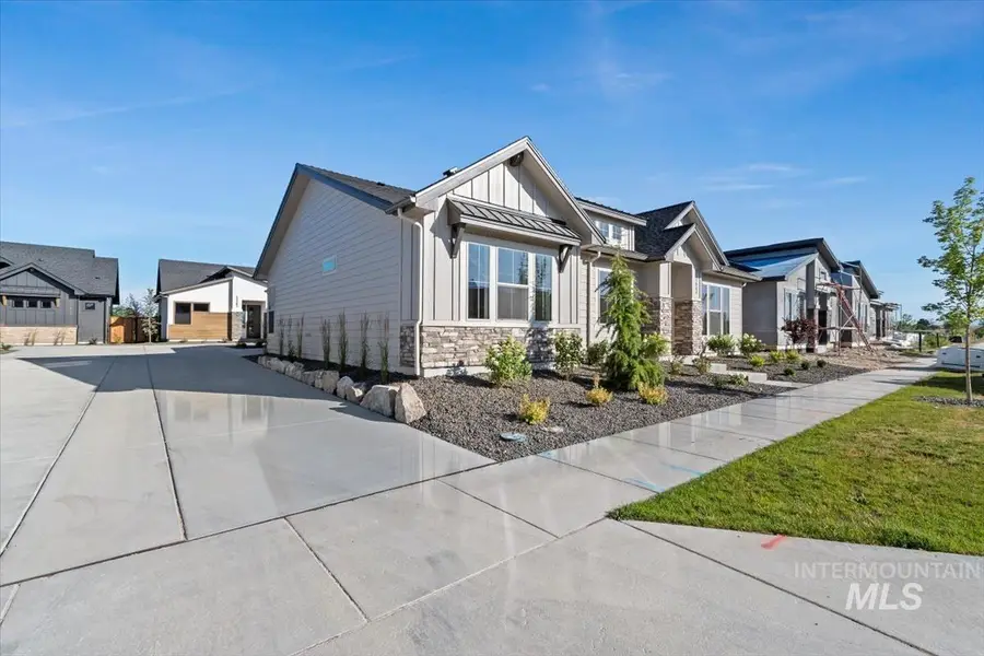 11163 S Corballis Ln, Kuna, ID 83634 - #2