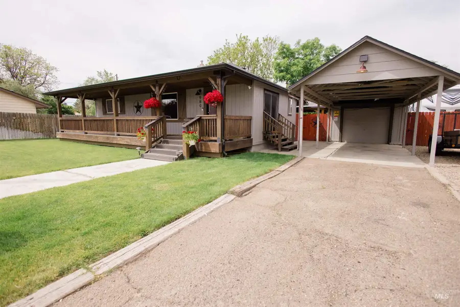980 E 15 N, Mountain Home, ID 83647 - #3