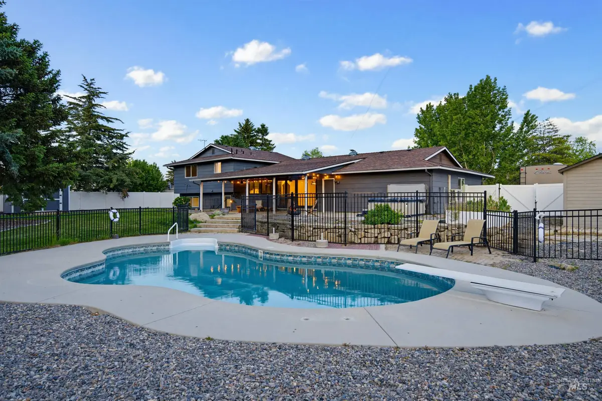 11800 W Reutzel Dr, Boise, ID 83709 - #1