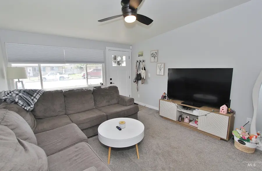 785 S 12th E, Mountain Home, ID 83647 - #3