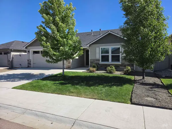 587 Stanley Lake St, Middleton, ID 83644