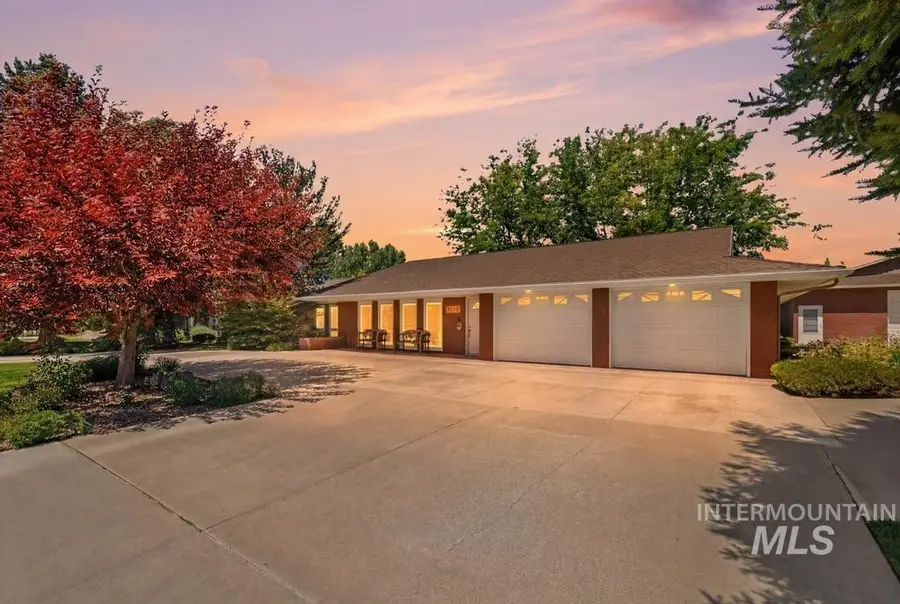 3237 Woodridge Dr, Twin Falls, ID 83301 - #2