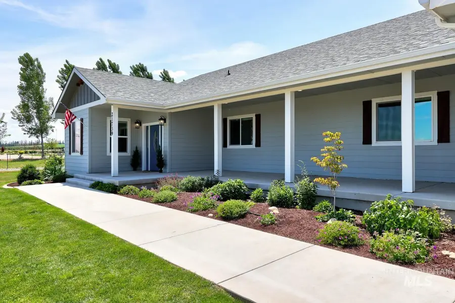 21739 Ustick Rd, Caldwell, ID 83607 - #3