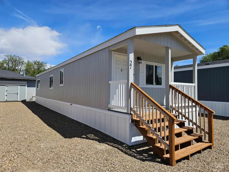 370 W 12th S #27, Mountain Home, ID 83647 - #2