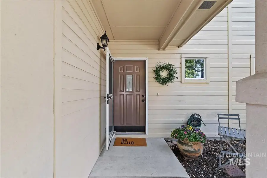 6062 S Tambourine Ave, Boise, ID 83709 - #2