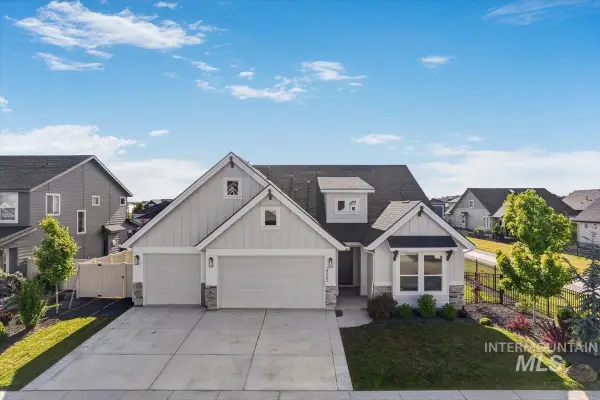 2255 N Sugar Loop Ave, Star, ID 83669