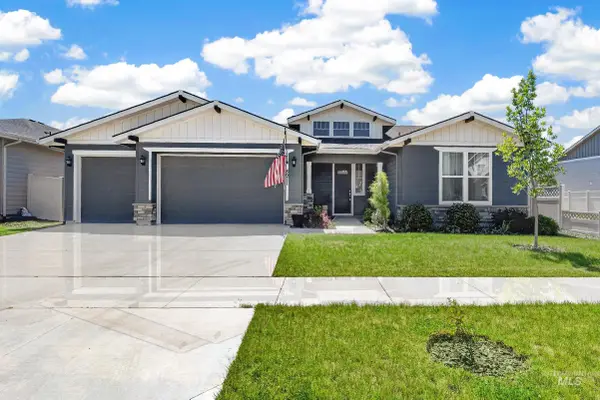 8911 W Purple Martin St, Star, ID 83669