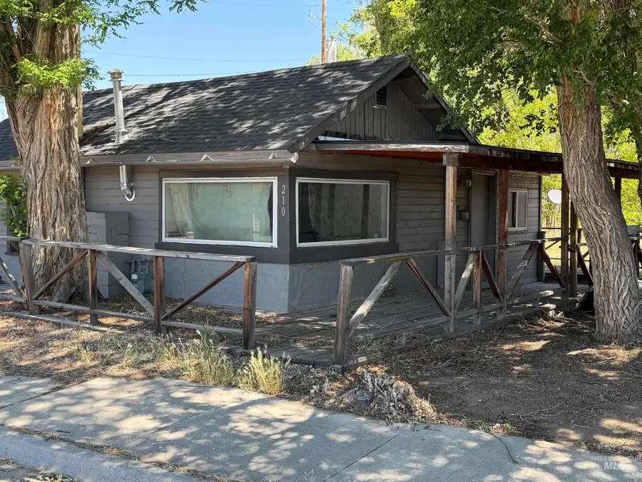 210 S 3 West, Mountain Home, ID 83647 - #2