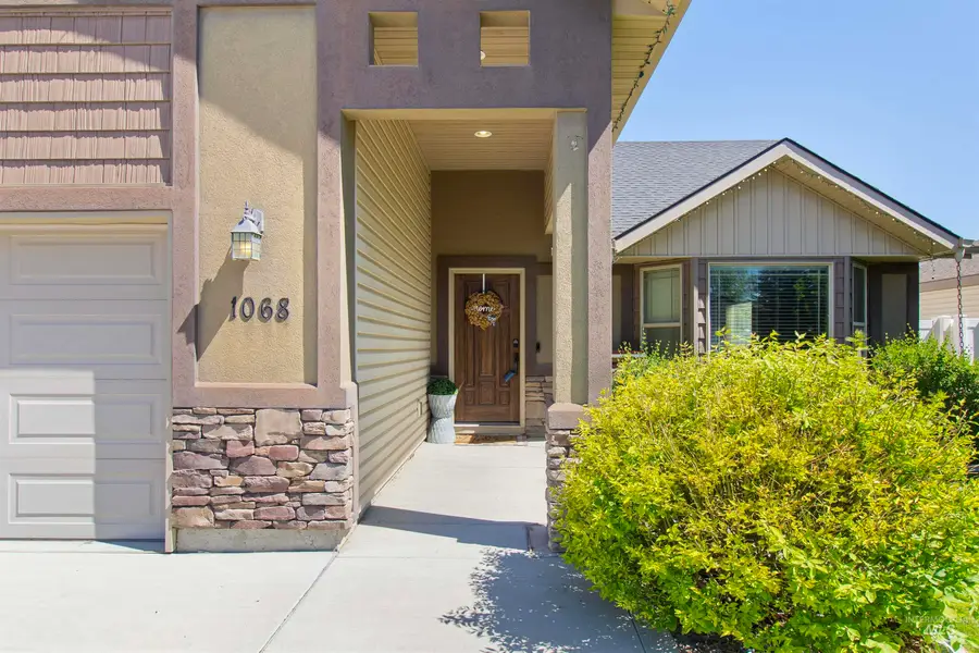 1068 Terra Ave, Twin Falls, ID 83301 - #2