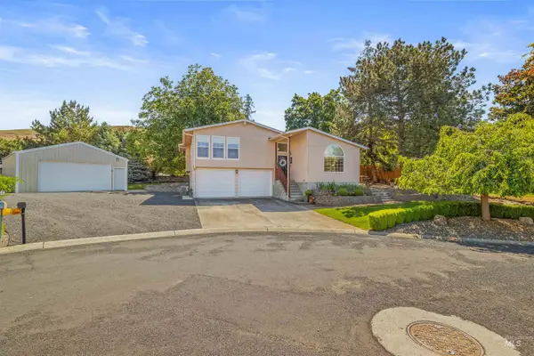 3415 Selway Dr, Lewiston, ID 83501