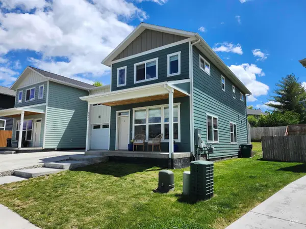 1633 E 3rd Street, Moscow, ID 83843
