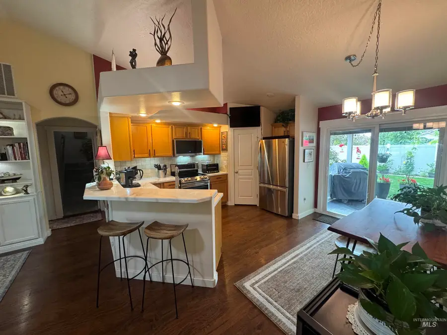3939 W Hearst Dr, Meridian, ID 83642 - #3