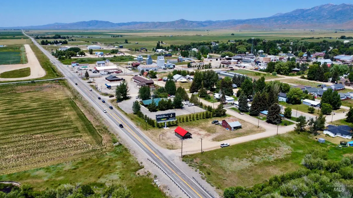 101 2nd St E, Fairfield, ID 83327 - #1