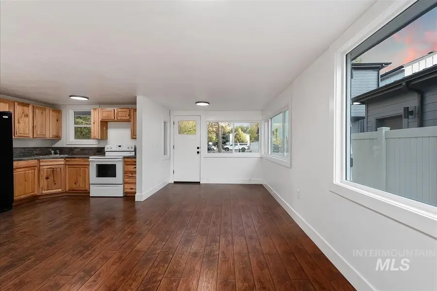 630 E Krall St, Boise, ID 83712 - #2