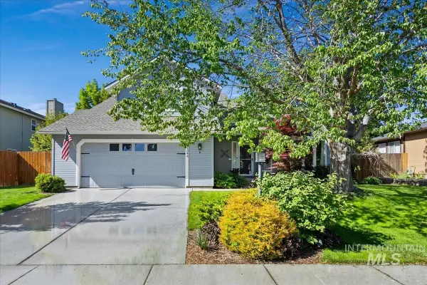 1544 E Falconrim Ct, Eagle, ID 83616