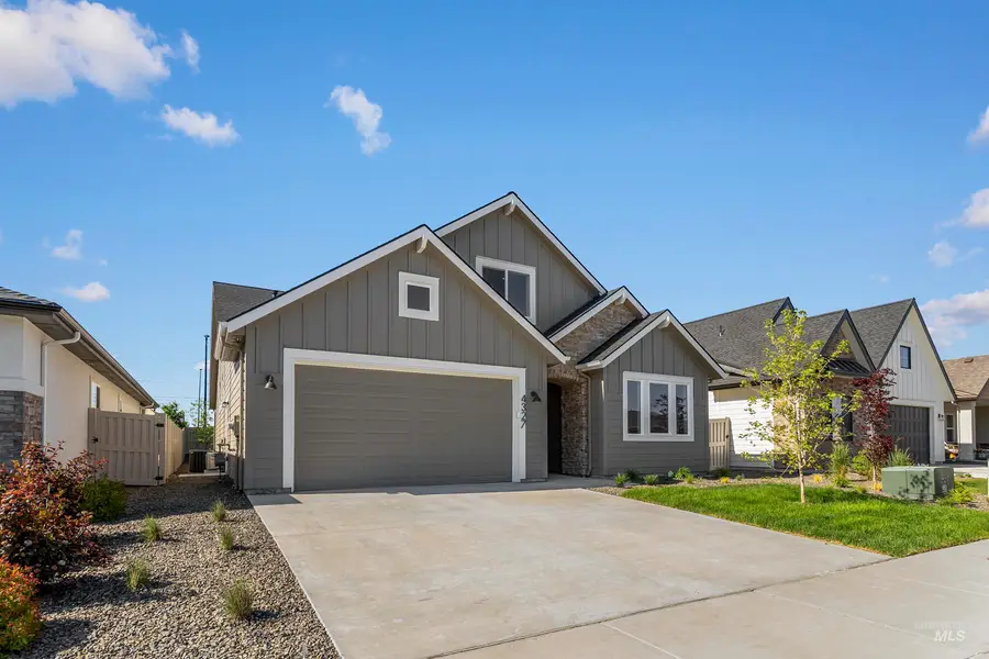 4327 E Grayson Dr, Meridian, ID 83642 - #2