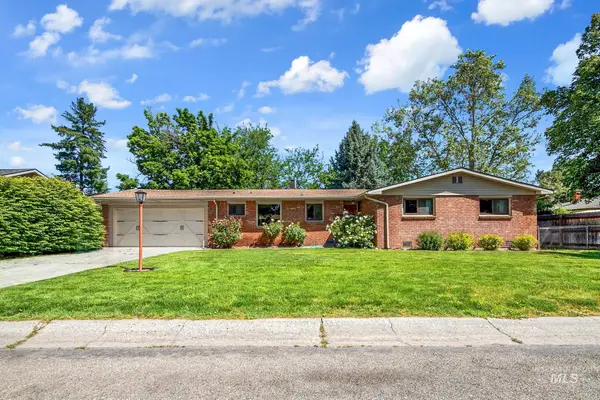 5910 W Flamingo Dr, Boise, ID 83704