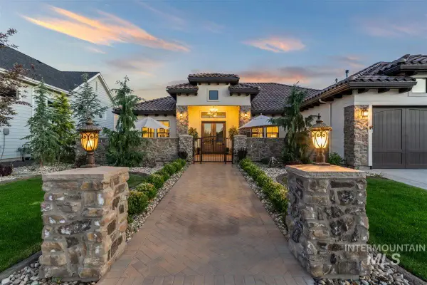 6347 W Biathlon St, Eagle, ID 83616