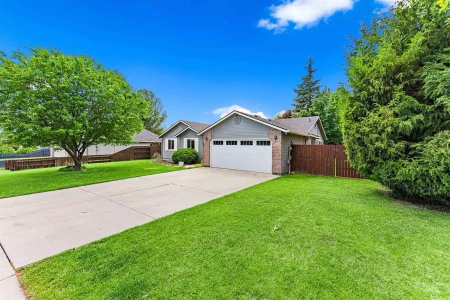 1653 N Eagle Creek Way, Eagle, ID 83616 - #2