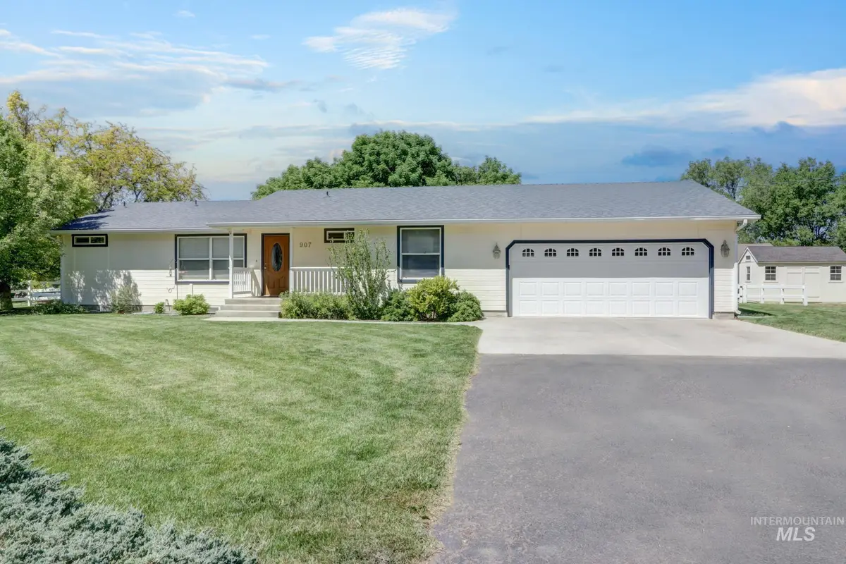 907 52nd St, Nampa, ID 83687 - #1