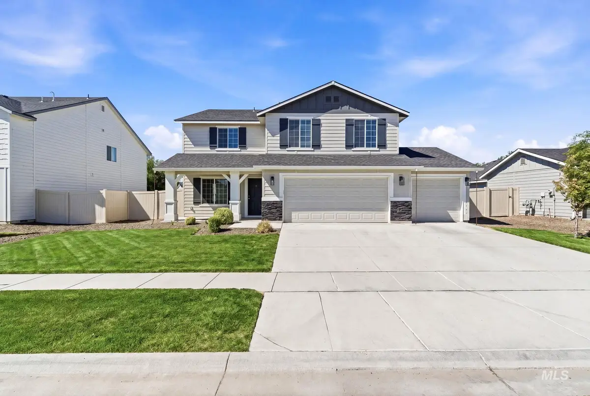 1802 E Kentucky Ave, Nampa, ID 83686 - #1