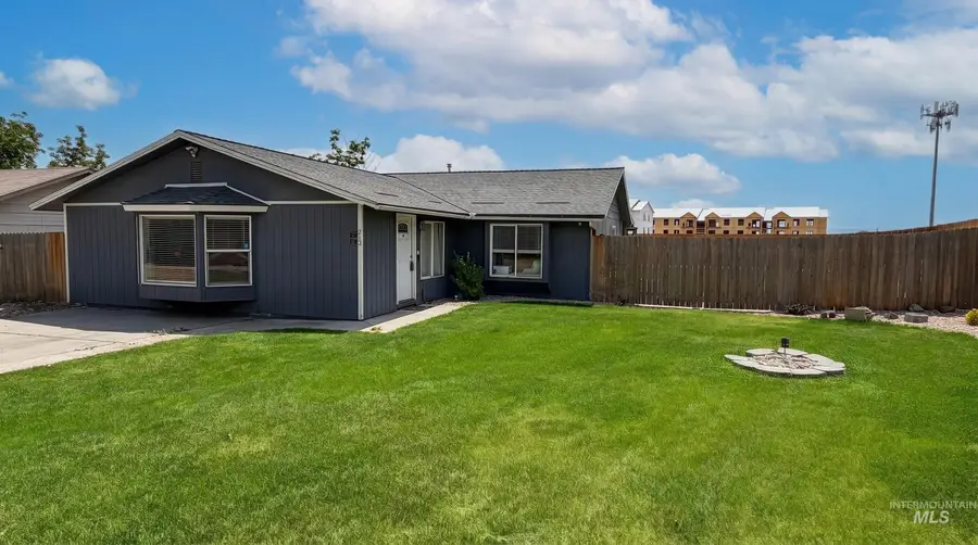212 Crestline Ave, Caldwell, ID 83605 - #2