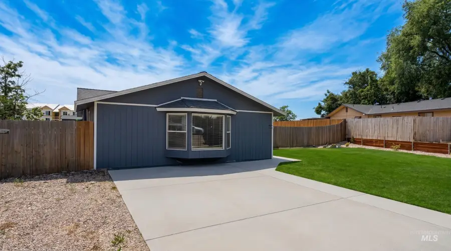 212 Crestline Ave, Caldwell, ID 83605 - #3