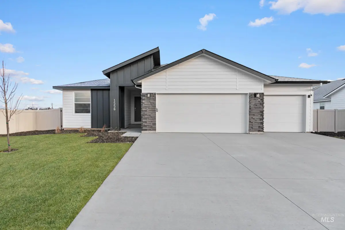 4335 E Woodmurra St, Meridian, ID 83642 - #1