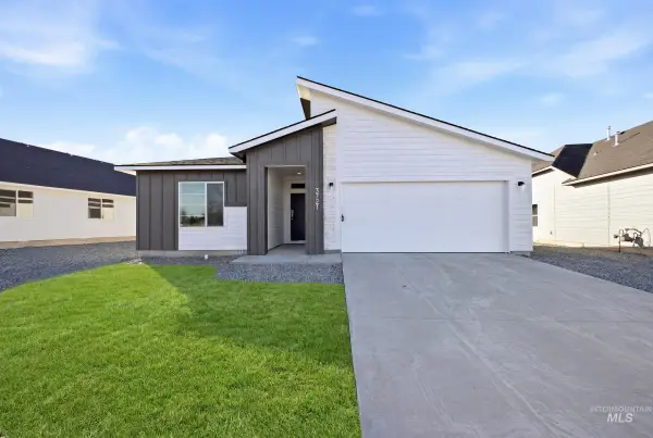 7133 W Blackberry Dr, Boise, ID 83709