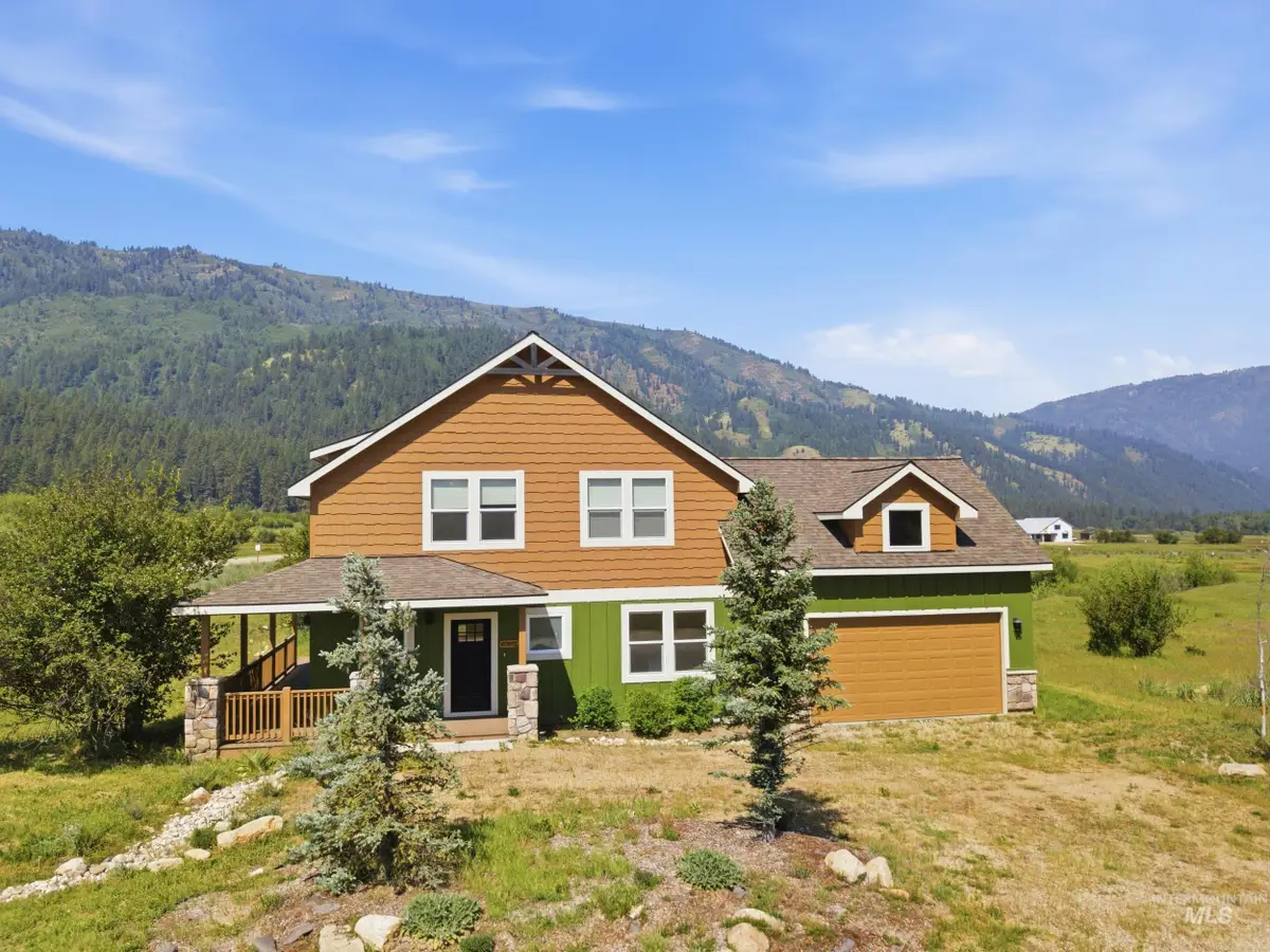 19 Southfork Ln, Garden Valley, ID 83622 - #1