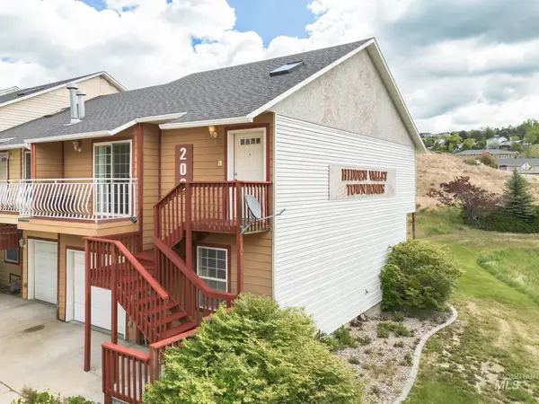 200 La Valle Strada, Pocatello, ID 83201