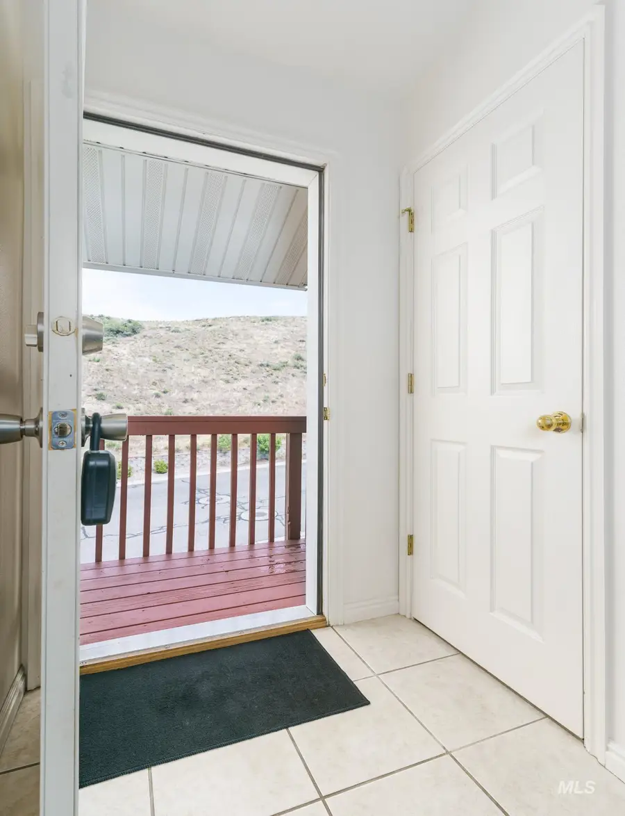 200 La Valle Strada, Pocatello, ID 83201 - #2