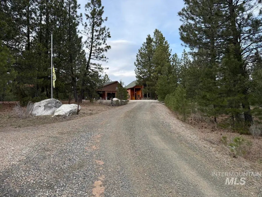 515 Cabarton Road, Cascade, ID 83611 - #2