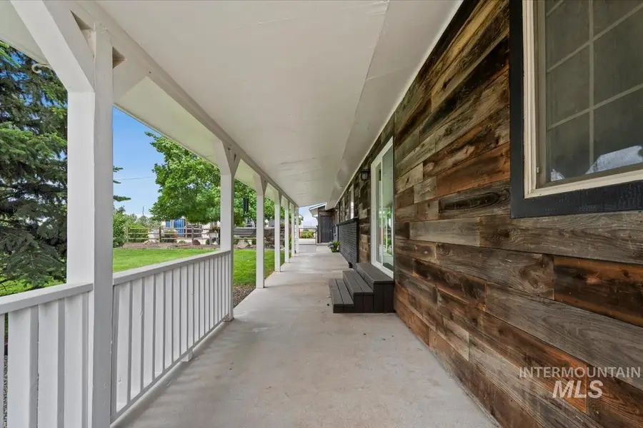 4602 W Central Rd, Emmett, ID 83617 - #3