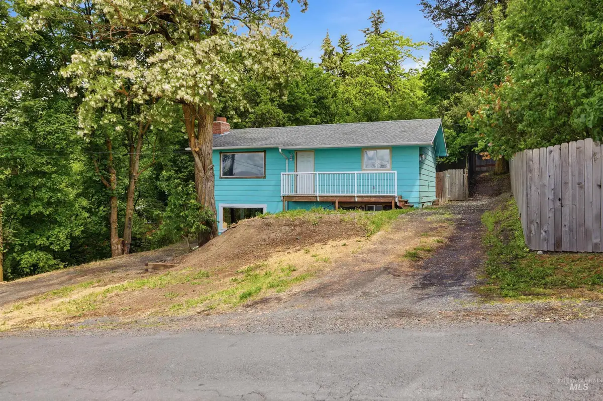 416 N Van Buren, Moscow, ID 83843 - #1