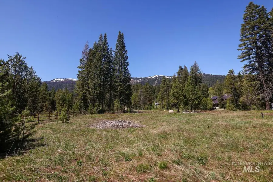2134 Christie Rd, Donnelly, ID 83615 - #2