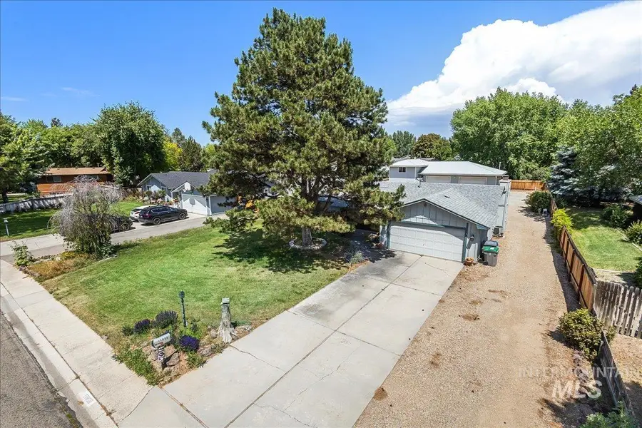 11800 W Florida Drive, Boise, ID 83709 - #2