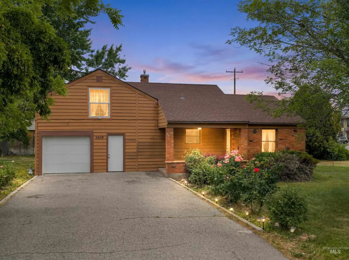 5808 W Clinton St, Boise, ID 83704 - #1