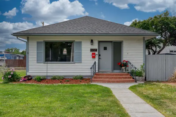1004 11th Ave S, Nampa, ID 83651