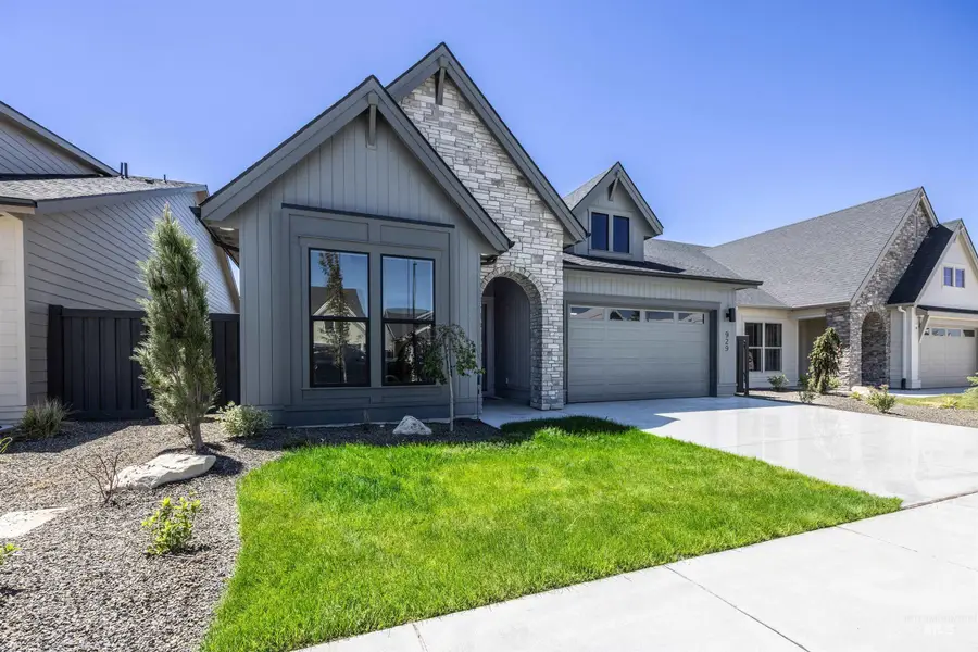 929 E Crescendo St, Meridian, ID 83642 - #2