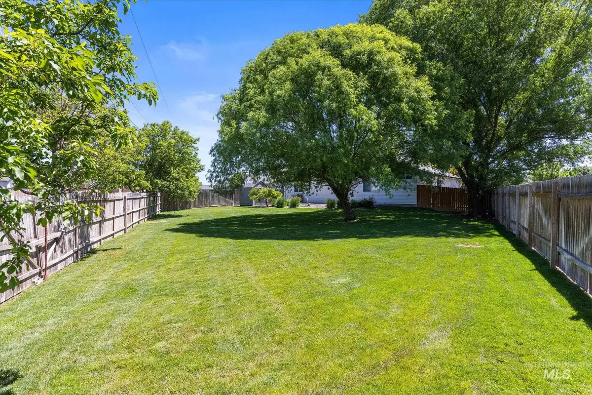 3907 N Abbott St, Caldwell, ID 83607 - #1