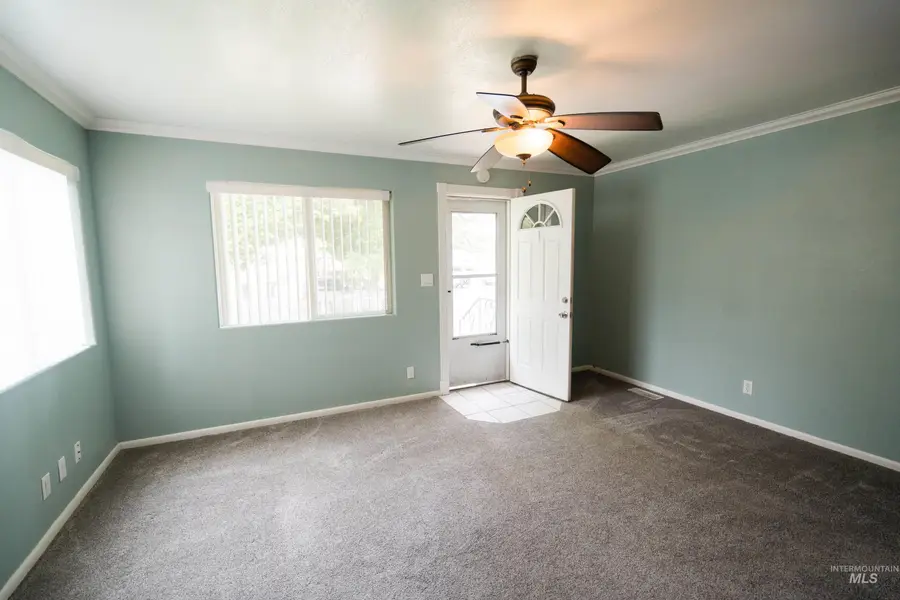 1018 Schodde Ave, Burley, ID 83318 - #2