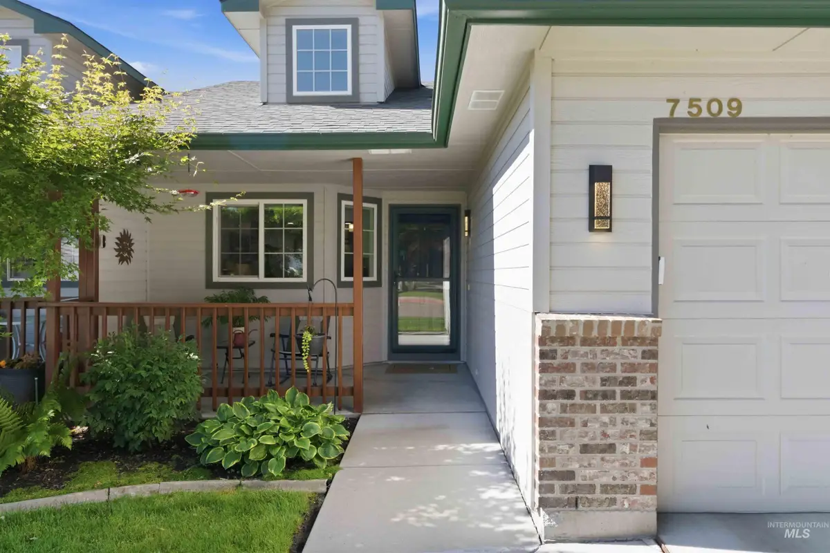 7509 W Iron Dr, Boise, ID 83704 - #1