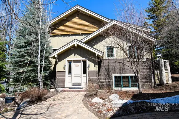 1379 Hearthstone Ct #15-H, McCall, ID 83638