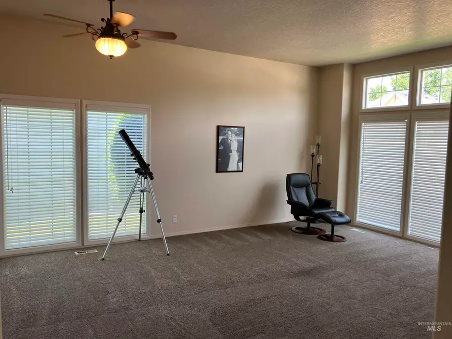 2168 N Glennfield Way, Meridian, ID 83646 - #2