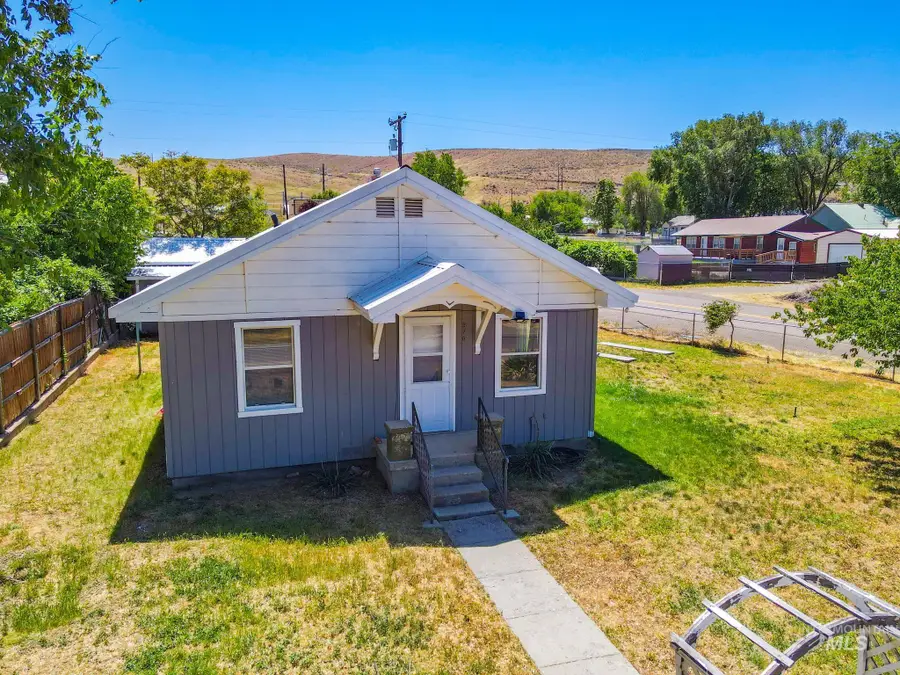 370 E Jefferson, Huntington, OR 97907 - #2