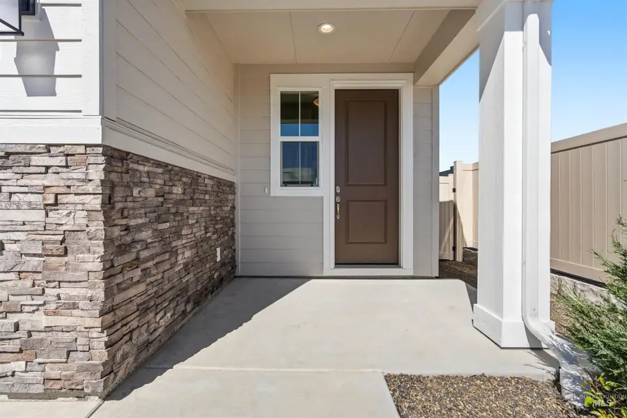 5913 W Parachute Dr, Meridian, ID 83646 - #2