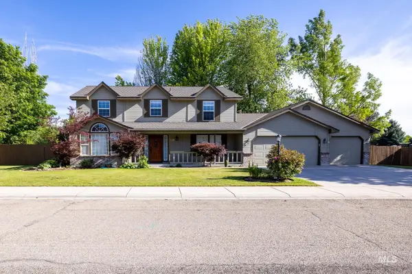 923 E St. Martin Dr, Meridian, ID 83642